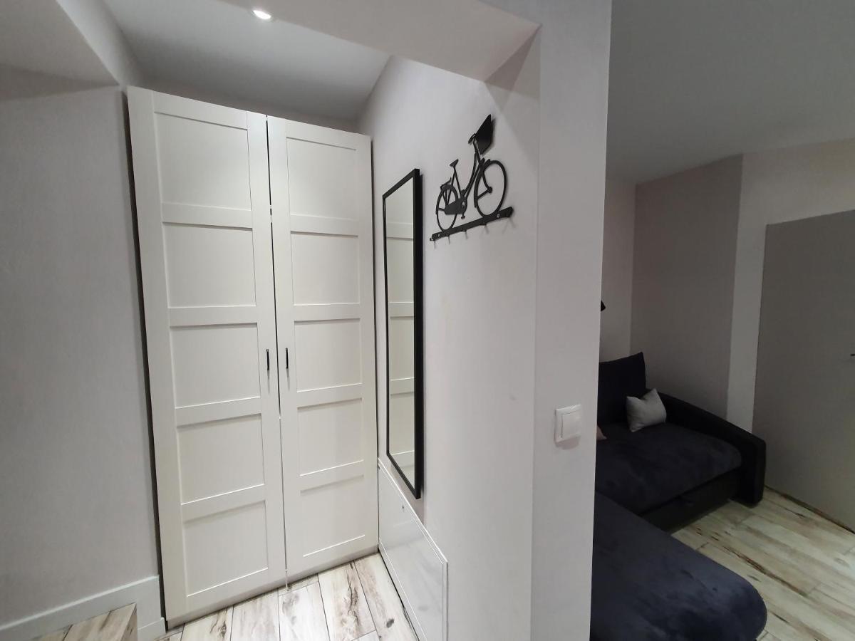 Historic Old Town Kazimierz 2 Garden View Apartment คราคูฟ ภายนอก รูปภาพ